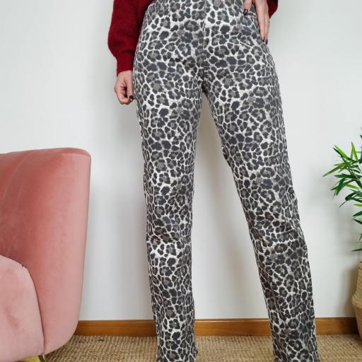 Jeans leopardo cintura súbida 