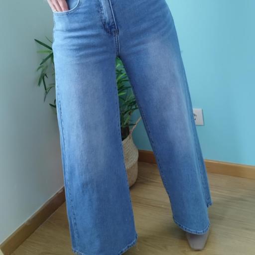 Jeans cintura súbida Wide Leg [1]