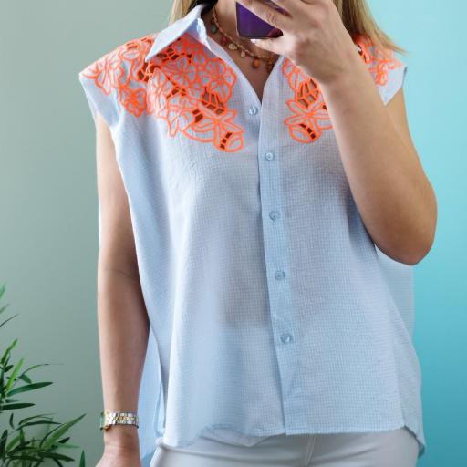 Blusa bordada Flúor [3]