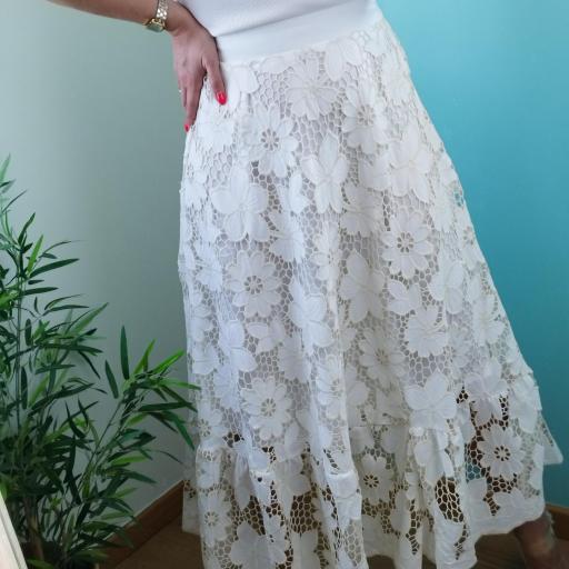 Saia Flores bordadas [3]