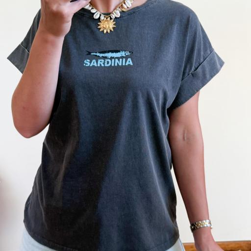 T-shirt cinza Sardinia [1]