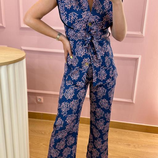Conjunto azul flores