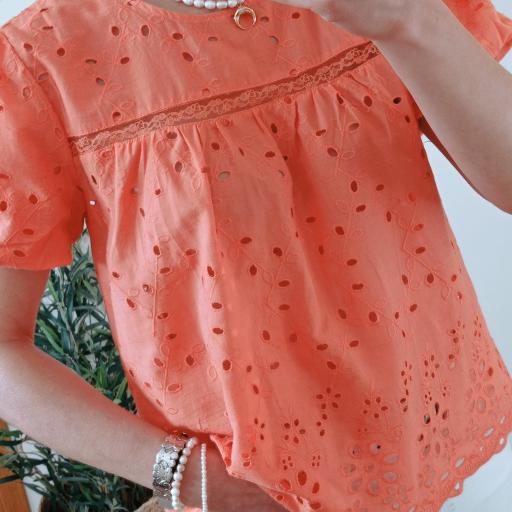 Blusa detalhes laranja [1]