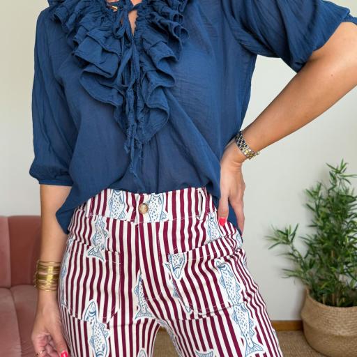 Blusa folhos azul