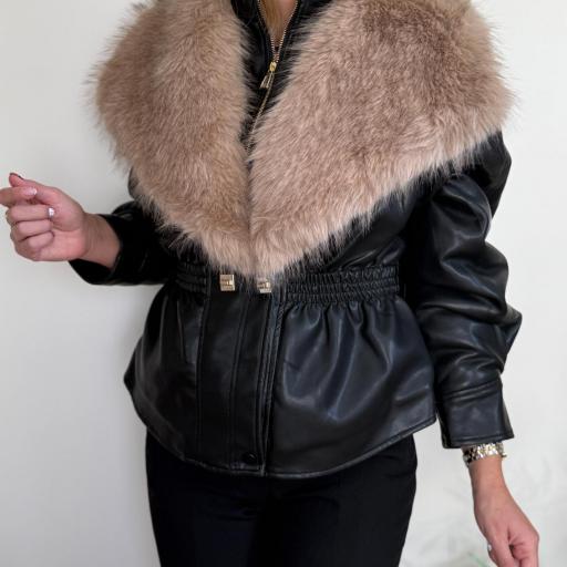 Casaco polipele preto