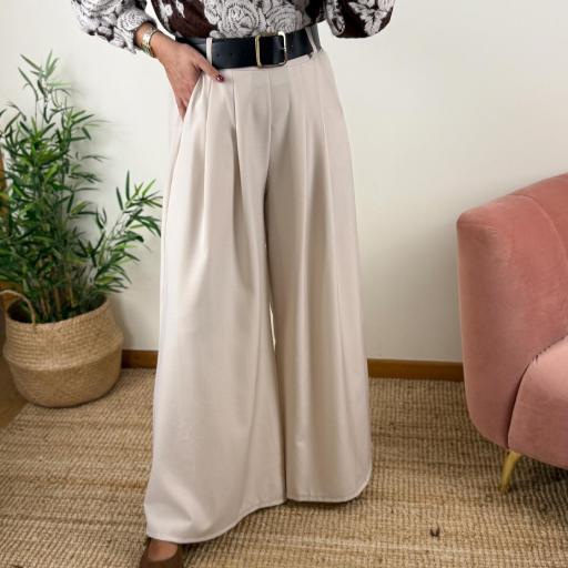 Pantalonas fluidas bege