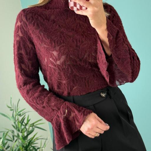 Blusa pelinho bordô [2]