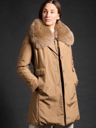 Abrigo Gus cámel cuello solapa de pelo