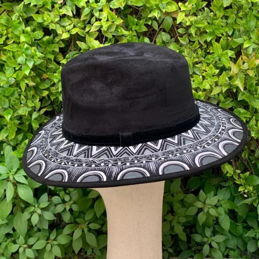 Sombrero Negro Estampado  [1]