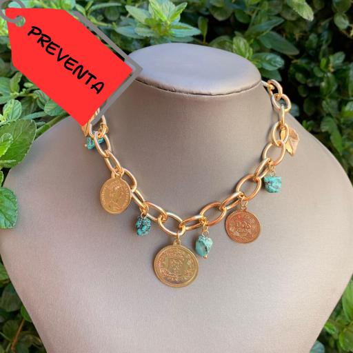 *PREVENTA Collar cadena acero dorada con monedas y charms turquesa [0]