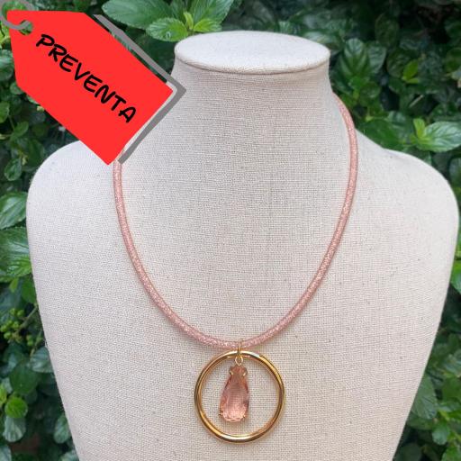 *PREVENTA Collar cordón metalizado y piedra rosa con aro de acero dorado  [0]