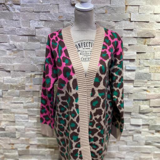 Chaqueta personalizada print rosa fluor y beige [1]