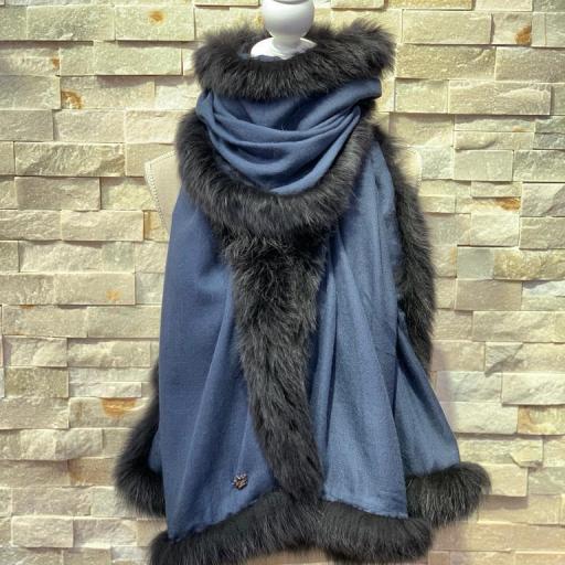 Bufanda cashmere azul marino ribeteada en pelo natural al tono [1]