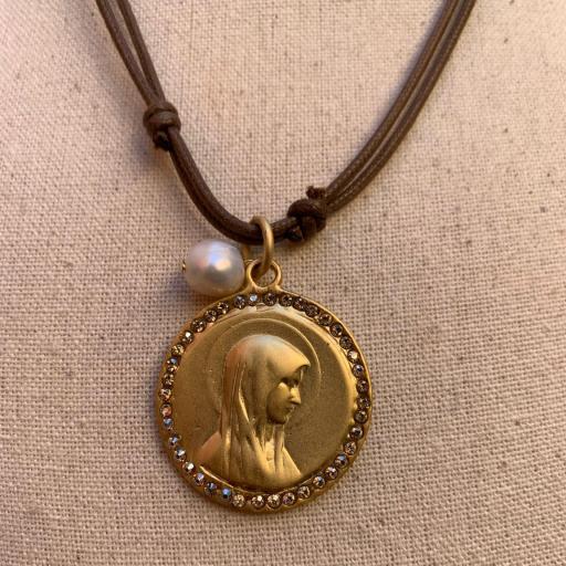 Collar Bámbola - medalla grande Virgencita con perla [1]