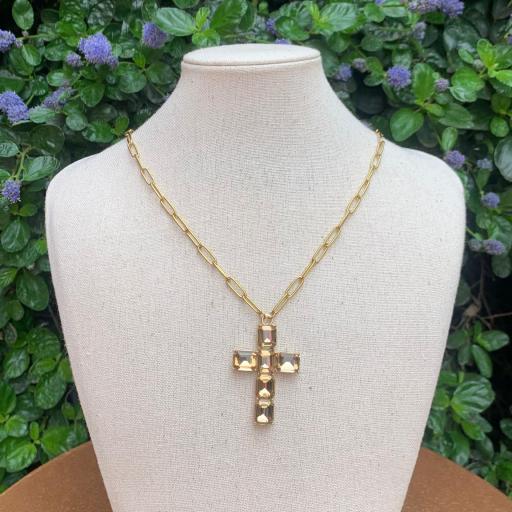 Collar cadena de acero cruz latina dorada