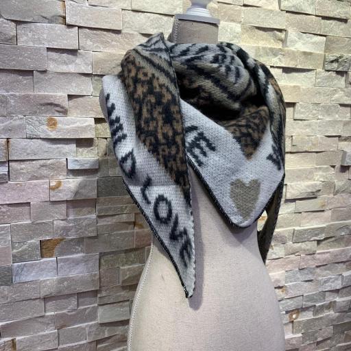 Bufanda 'wild love' negra y blanca [1]