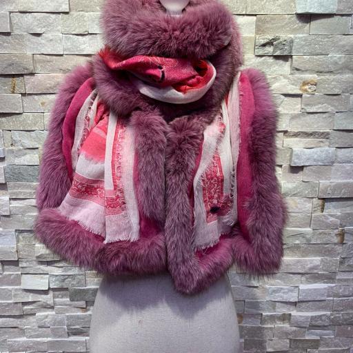 Bufanda cashmere estampada tonos rosa con ribete de pelo natural rosa [2]