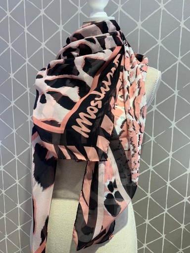 Pañuelo Moschino rosa y negro animal print