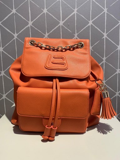 Mochila Naranja La Fille ecopiel 