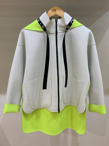 Abrigo corto Tekno La Fille gris y amarillo fluor 