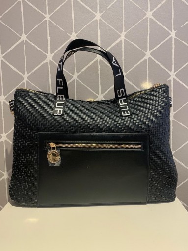 Bolso La Fille des Fleurs maletín ecopiel trenzado negro 