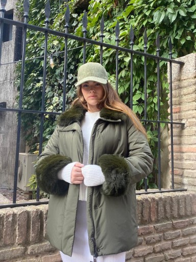 Abrigo Gus verde cuello verde ecopiel [1]