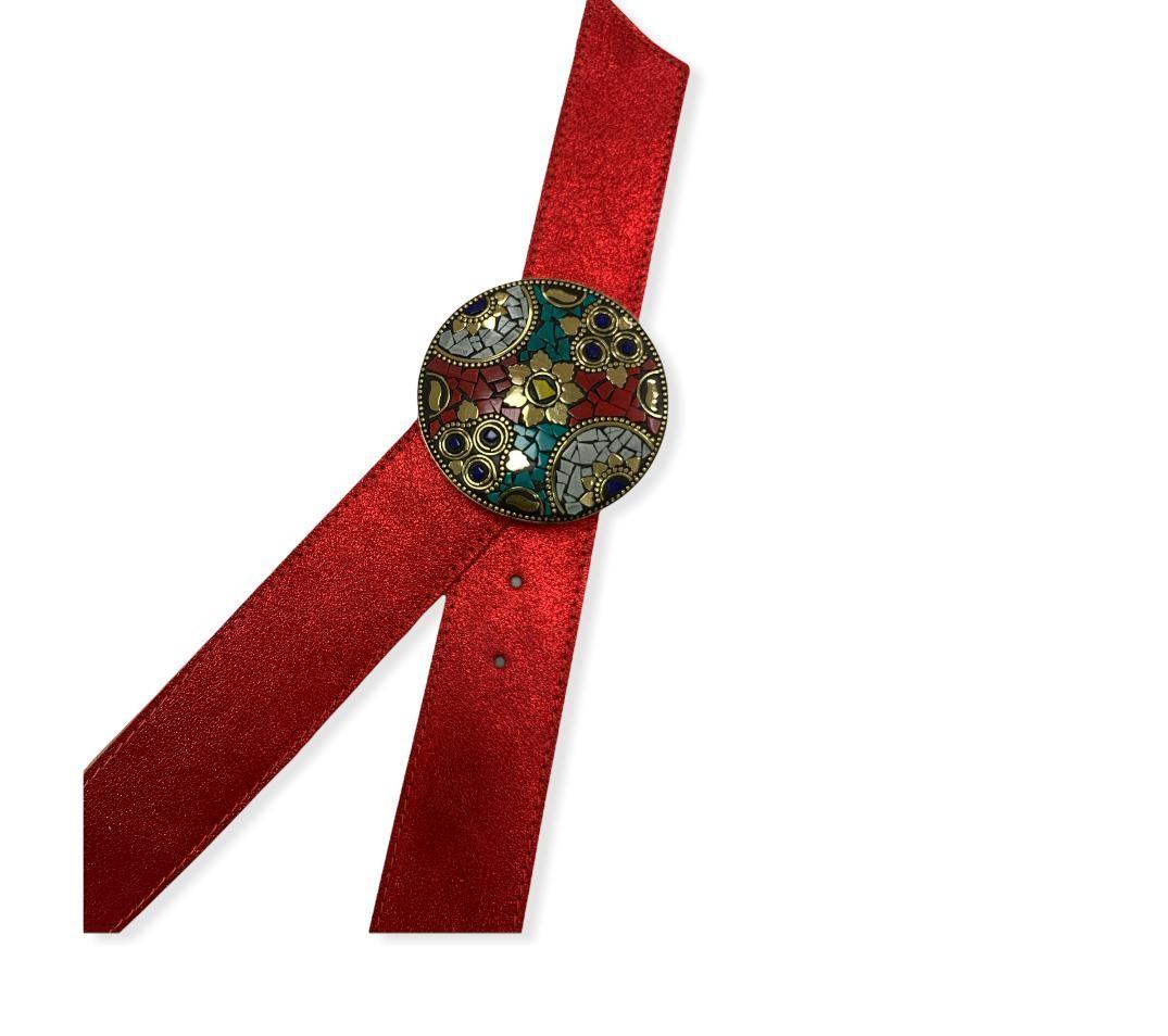 Cinturón Piel Rojo metalizado Con Hebilla Estampada
