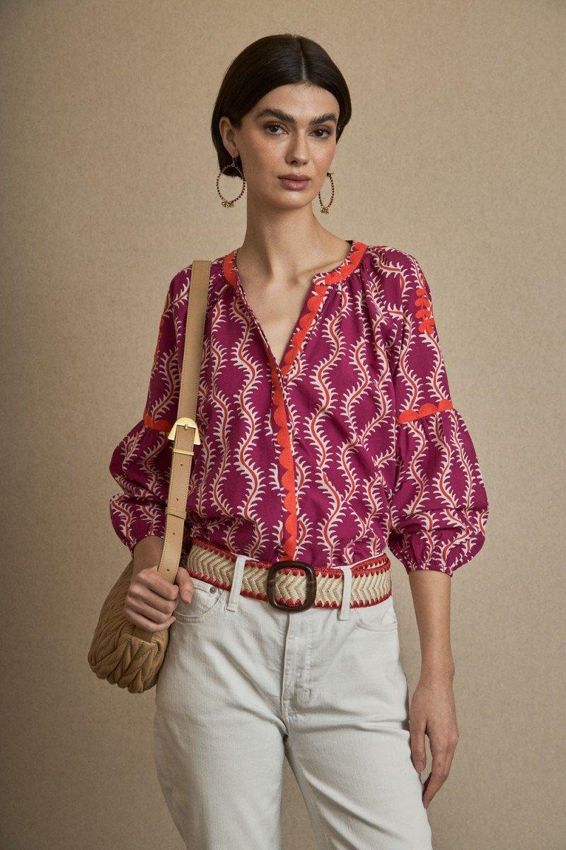 Camisa ondas fucsia bordada