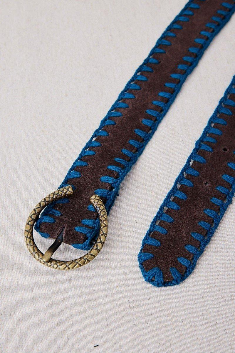 Cinturón ante marrón pespunte Latido