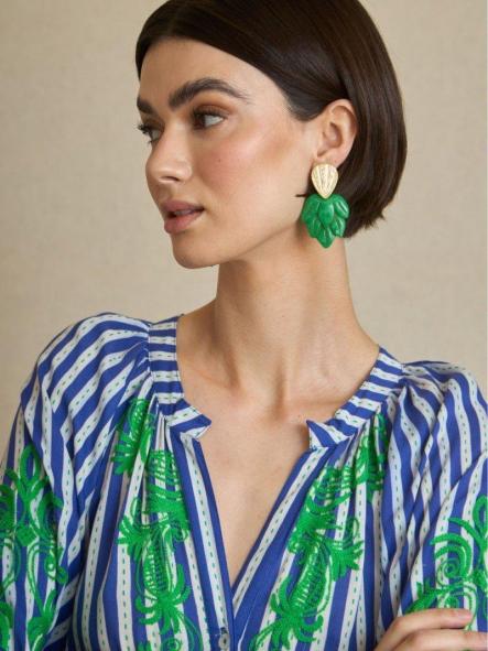 Pendiente hojas resina verde [1]