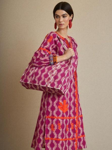 Vestido ondas buganvilla con bordados naranjas