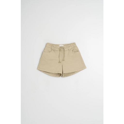 SHORT CINTURA ENGOMADA CORDÓN  [3]