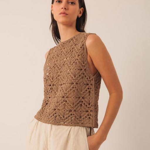 TOP ABOTONADO CROCHET [1]