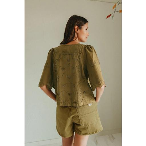 CAMISA BOX BORDADO SUIZO  [3]