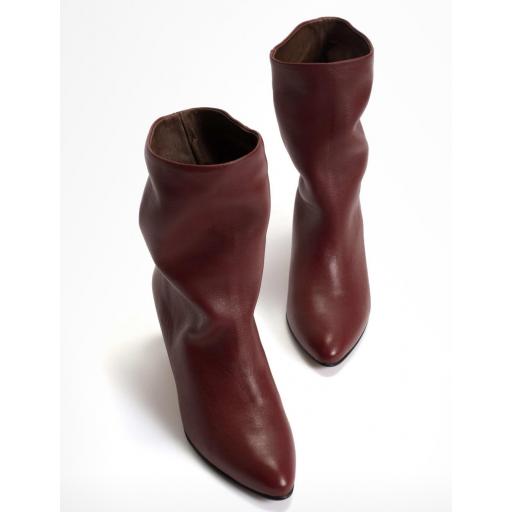 VULLY STILETTO POMEGRANATE