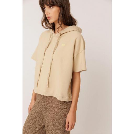 SUDADERA CON CAPUCHA MANGA CORTA  [1]