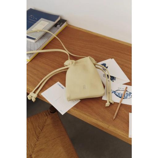 MINI BOLSO PIEL FRUNCIDA