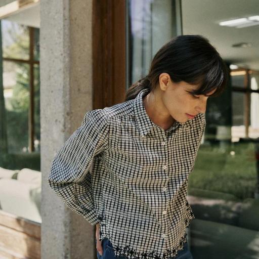 CAMISA BORDADOS CONTRASTE  [0]