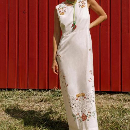 VESTIDO PUNTO DE CRUZ 
