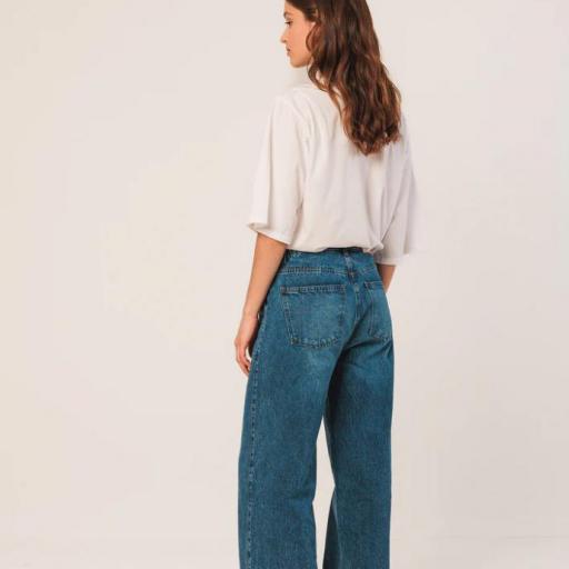 PANTALÓN DENIM LAVADO  [2]