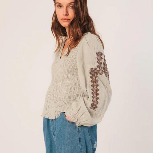 BLUSA BORDADO ÉTNICO  [3]