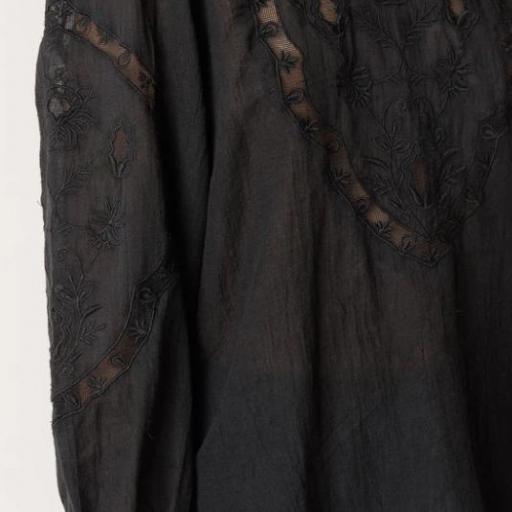 BLUSA BORDADO ROMÁNTICO  [1]