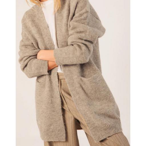 CHAQUETA LARGA CON MOHAIR  [1]