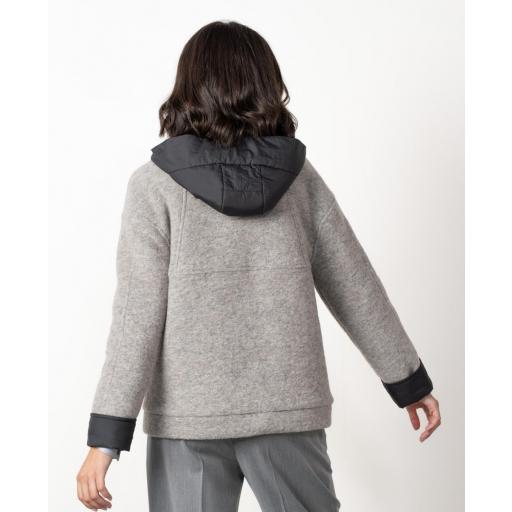 CHAQUETÓN COMBINADO EN LANA COCIDA Y NYLON CON CAPUCHA DESMONTABLE  [3]