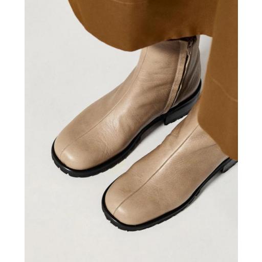 BINA TAUPE  [0]