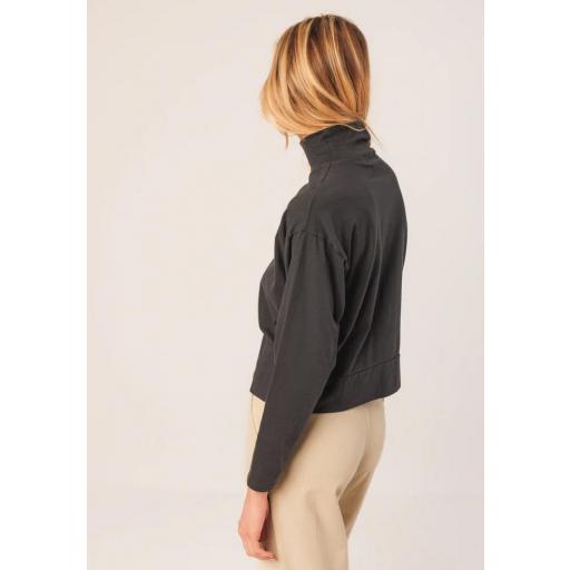 CAMISETA CUELLO CANALÉ  [2]