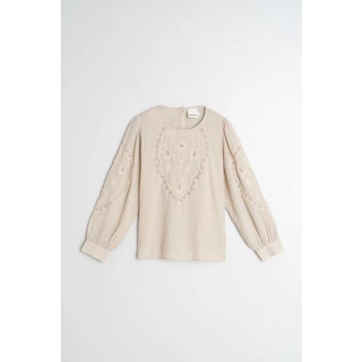 BLUSA BORDADO ROMÁNTICO  [2]