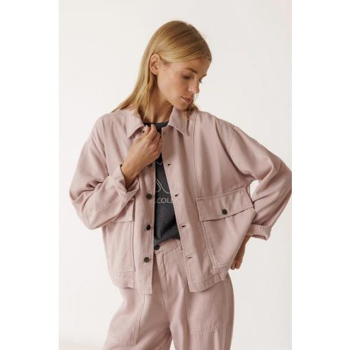 CAZADORA BOLSILLOS GRANDES 