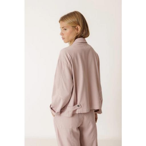 CAZADORA BOLSILLOS GRANDES  [3]