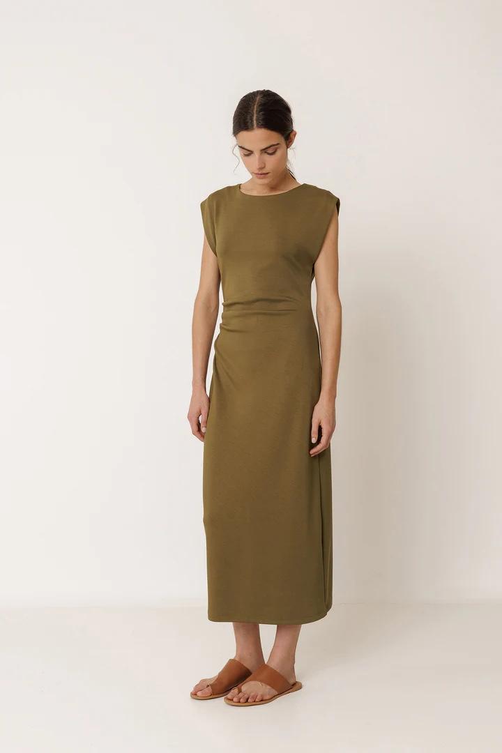 VESTIDO AJUSTADO PLIEGUES